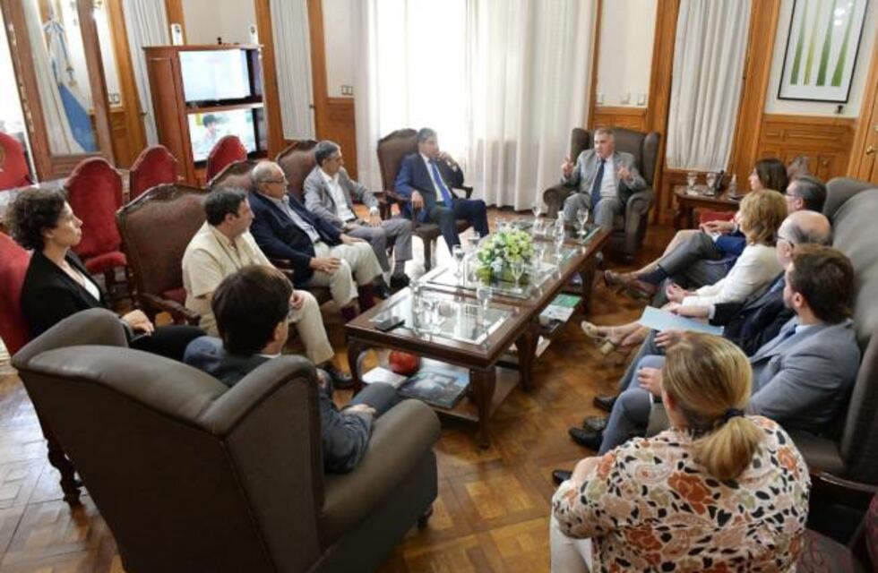 Jaldo se reunió con el gabinete provincial