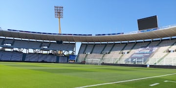 El Estadio Mario Alberto Kempes fue escenario de múltiples partidos con ambas hinchadas.