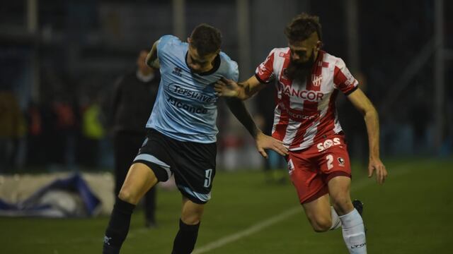 Pablo Vegetti y Ezequiel Parnisari, piezas clave en los candidatos Belgrano e Instituto (Facundo Luque y Nicolás Bravo).