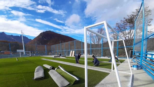 La obra se llevó adelante con financiamiento del programa nacional Argentina Hace I, fue proyectada para sumar un espacio recreativo y deportivo abierto en el barrio.