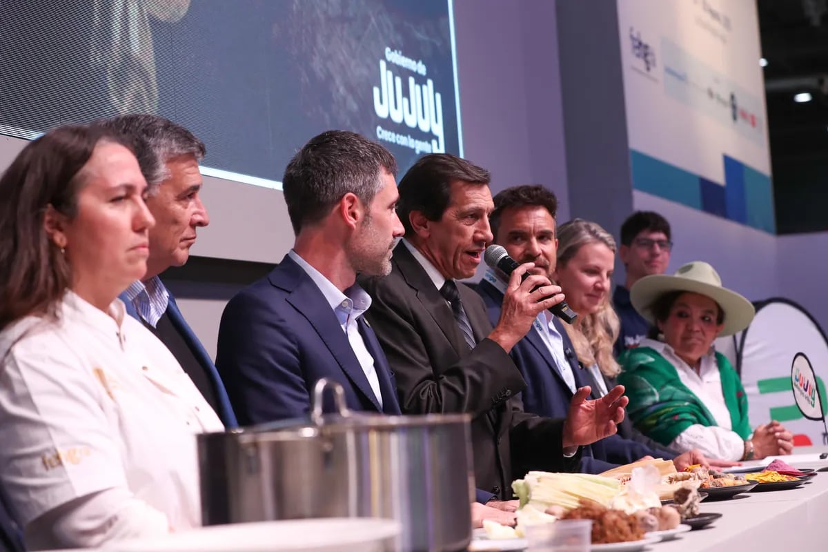 El gobernador Carlos Sadir se refirió a la calidad y las cualidades de los productos jujeños que exaltan la gastronomía regional.
