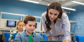 Recientes vinculan el mes de nacimiento con pequeñas diferencias en el desarrollo inteligente y la madurez escolar.