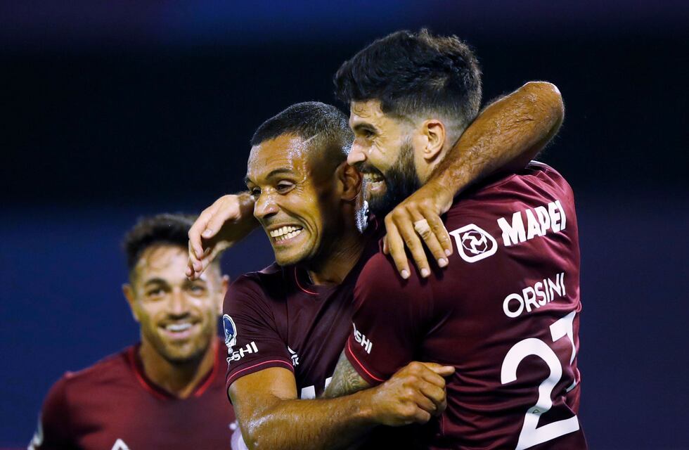 Lanús le ganó 1-0 a Vélez como visitante en la primera semifinal de la Copa Sudamericana