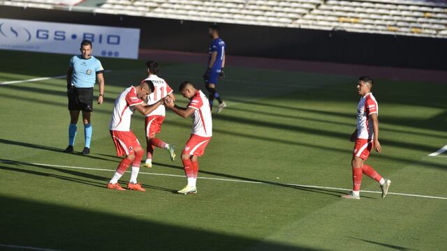 Para que baile la popular. Gol de la Gloria, por su 10, Damián Arce.