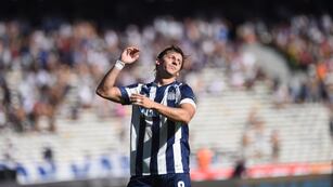 El paraguayo Matías Galarza Fonda, uno de los jugadores de Talleres que reaccionó ante los cánticos tras la derrota con Vélez.