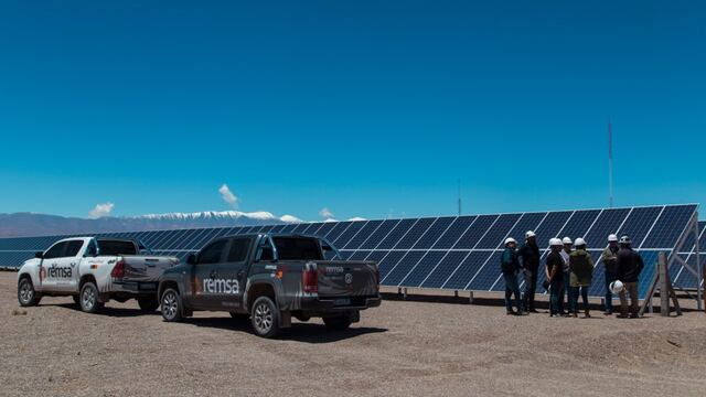 Iniciaron las obras para instalar los paneles solares en las localidades alejadas de Salta.
