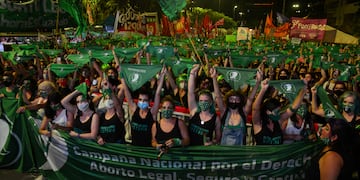 Así se vivió. Una multitud festejó en Córdoba la aprobación de la ley en el Senado de la Nación el 30 de diciembre de 2020.
