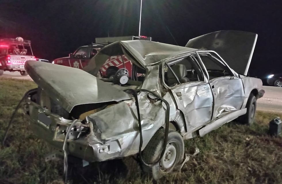 Siniestro fatal en Los Cóndores: una mujer falleció y tres personas fueron hospitalizadas