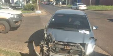 Accidente vial en Posadas dejó un saldo de daños materiales.