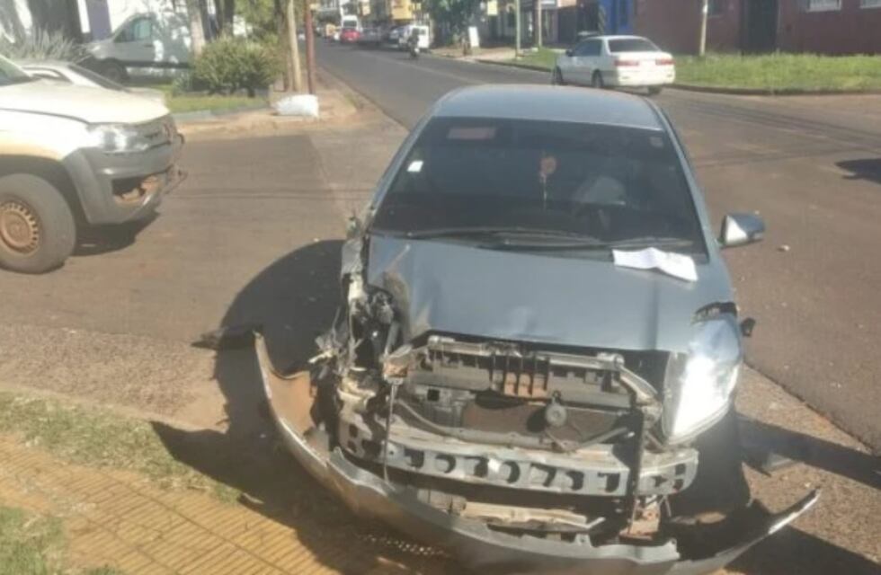 Accidente vial en Posadas dejó un saldo de daños materiales