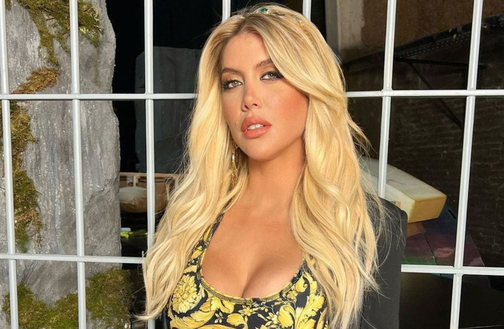 La vez que Wanda Nara  mostró de más al posar en lencería desde Milán