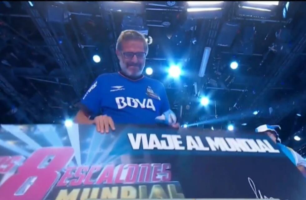 Con la camiseta de Talleres, compitió en “Los 8 escalones” y ganó el viaje a Qatar