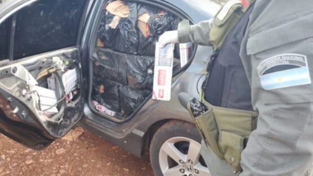 Desarticulan millonario contrabando de cigarrillos en San Vicente.