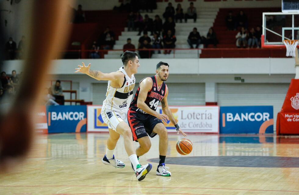 Instituto sí festejó en el básquetbol: triunfo sobre Olímpico y trepa en la tabla