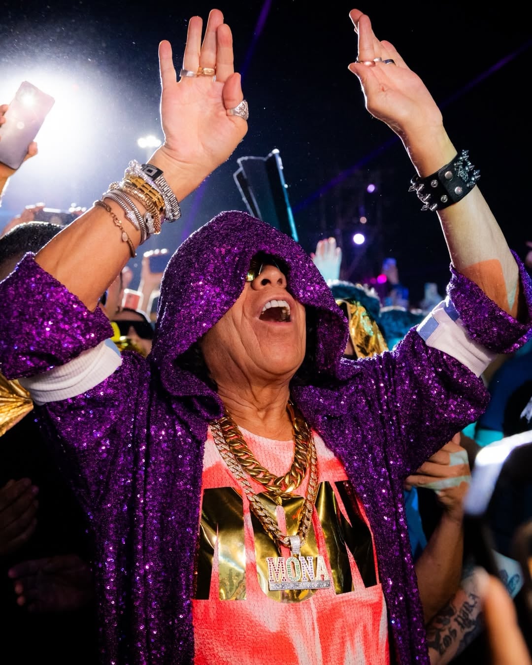 La entrada triunfal del Mandamás. (Jorge Peñaranda / La Voz)