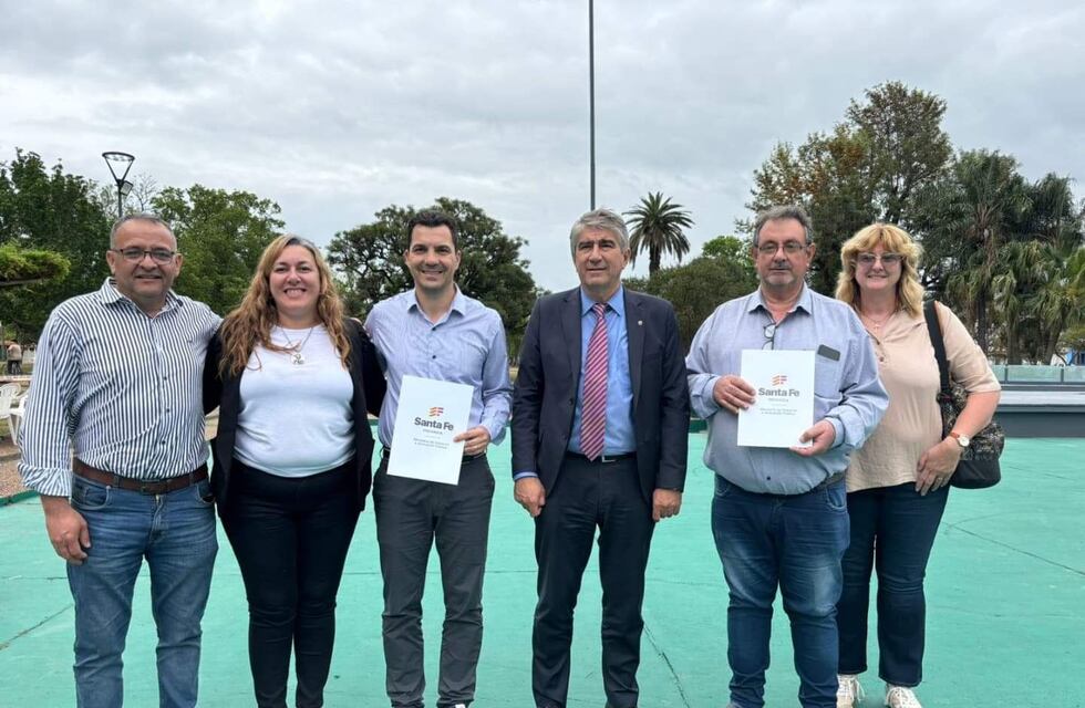 Plan Incluir: la provincia firmó un convenio con la Comuna de Humberto Primo por más de 48 millones de pesos