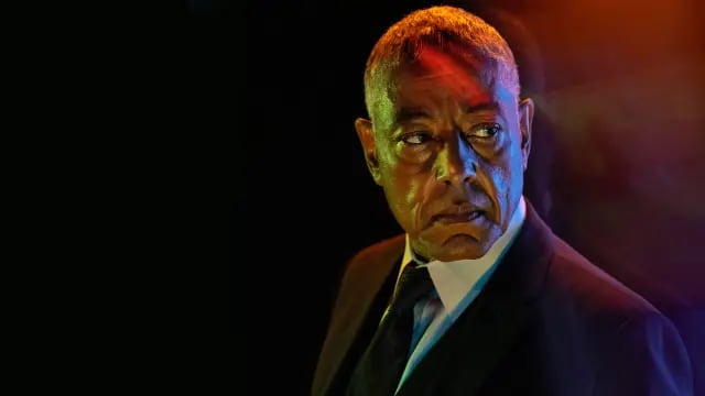 La serie de Netflix recomendada se llama Parish.