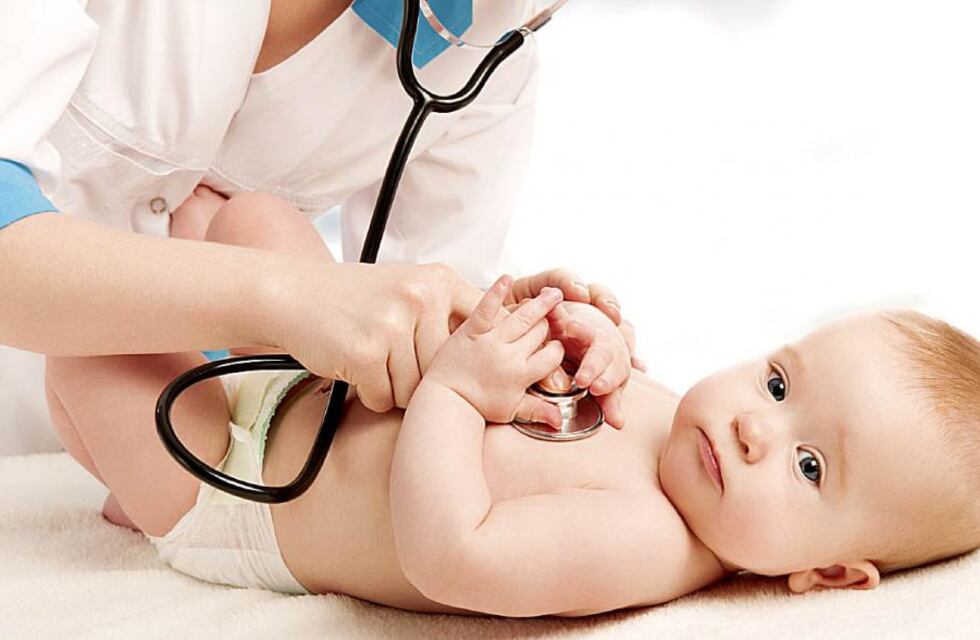 Tres Arroyos: aplicación de la vacuna obligatoria para personas gestantes contra la Bronquiolitis