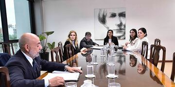 La Legislatura evalúa modificar la Ley de Protección Integral de la Niñez para responder a problemáticas actuales como el acoso virtual y el derecho a la diversidad.