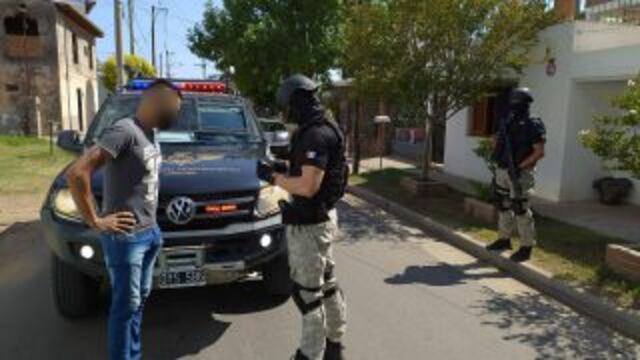 Controles en barrios de Córdoba