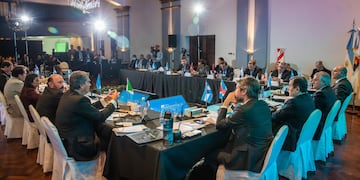 La problemática energética fue un tema central en la Asamblea de Gobernadores del Norte Grande que sesionó en Jujuy este martes.