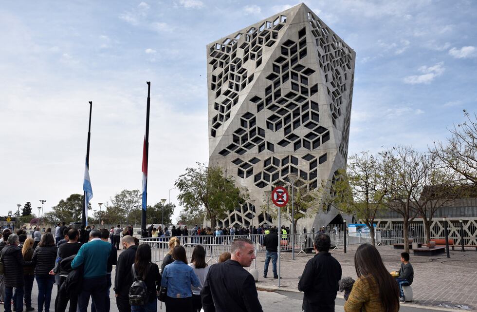 Oportunidad de trabajo en Córdoba: abren convocatoria para cubrir vacantes en la administración pública