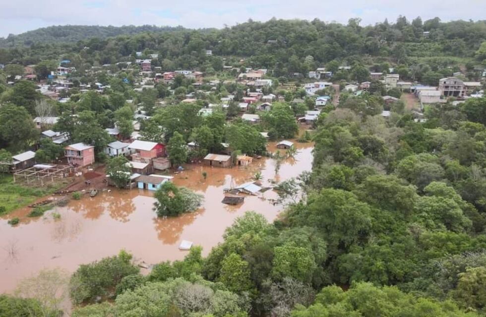 Varias familias de El Soberbio, Alba Posse y San Javier fueron evacuadas ante la alerta de crecida del río Uruguay