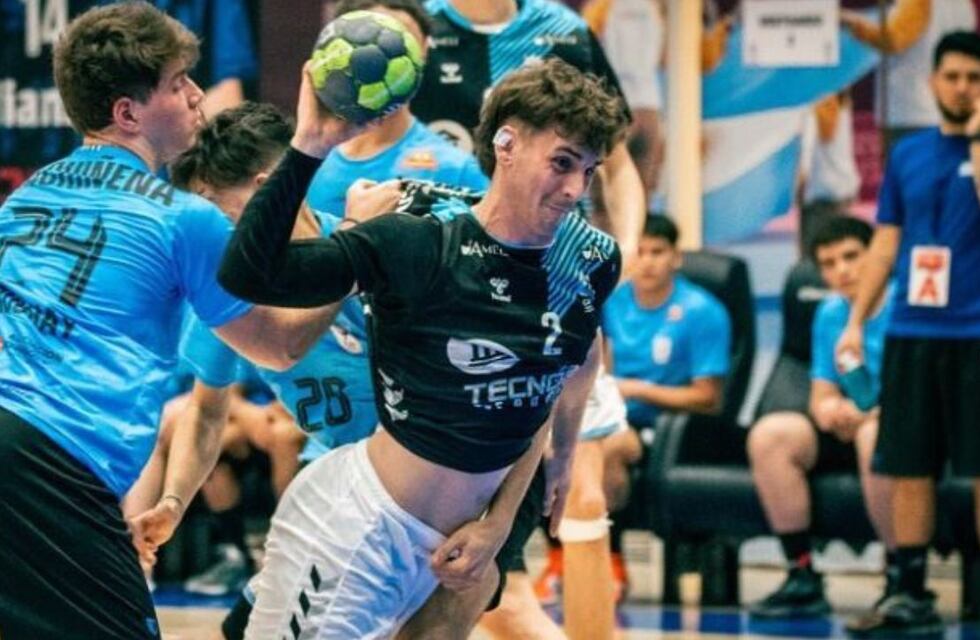 Con presencia mendocina, Argentina ganó y define contra Brasil el Sur-Centro de handball