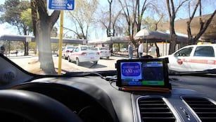 En Carlos Paz, taxis y remises ya usan una aplicación para celulares (La Voz)