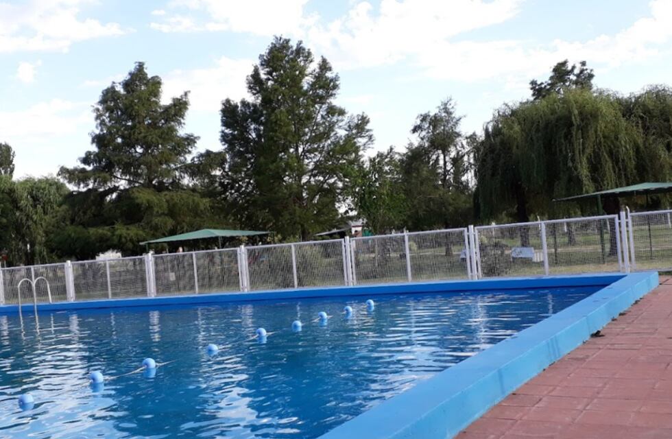 Tragedia en Córdoba: otro menor se ahogó en una pileta de natación en Brinkmann