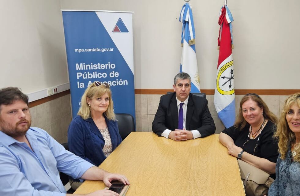 El Fiscal Regional de Rafaela se reunió con autoridades de la Regional III de Educación en Rafaela