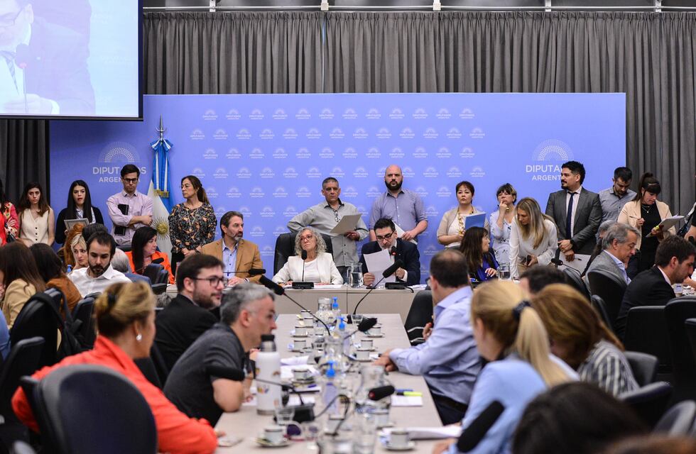 La Libertad Avanza y aliados complican los votos para prohibir la publicidad del juego online