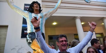 Mario Kempes, un campeón de mundo que no olvida sus comienzos en Instituto (La Voz)