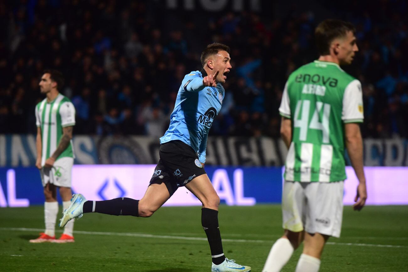 Belgrano venció 2 a 1 a Banfield en Alberdi.  (Nicolás Bravo / La Voz)