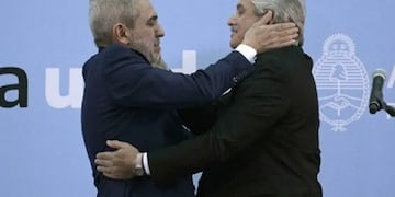 Aníbal Fernández y Alberto Fernández (Archivo)