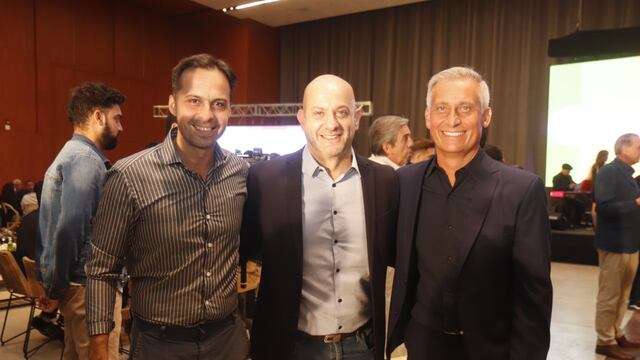 Sebastian Boldrini, Secretario de Turismo de Villa Carlos Paz, Daniel Gómez Gesteira, Intendente de Carlos Paz y Esteban Avilés, Presidente de la Agencia Córdoba Turismo.