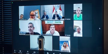 Reunión con intendentes y Frigerio por el servicio urbano de pasajeros.