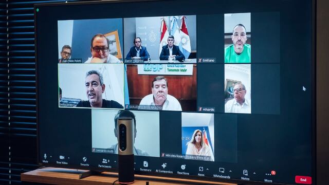 Reunión con intendentes y Frigerio por el servicio urbano de pasajeros.
