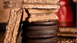 La receta de la abuela, sin secretos: cómo hacer alfajores caseros de chocolate