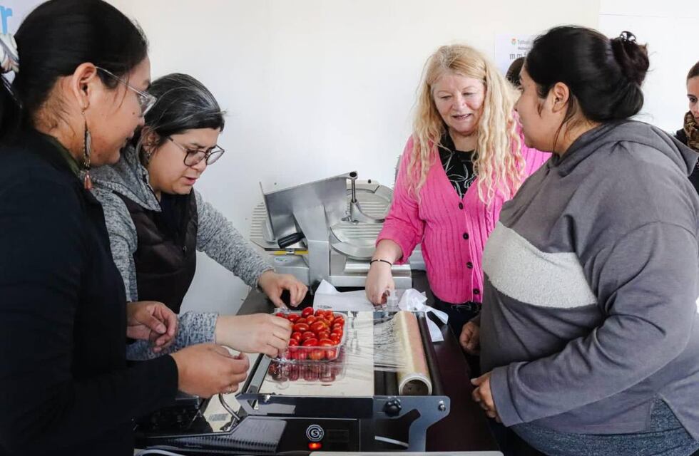 Tolhuin: inauguran el primer Mercado MultiplicAR de Tierra del Fuego