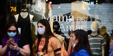 Los comerciantes trabajarán con normalidad para aprovechar la cercanía del Día de la Madre.