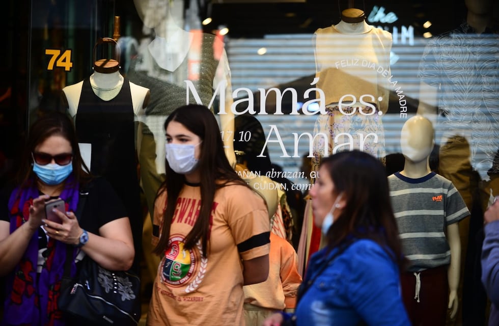 Cómo será la atención de los comercios de Córdoba durante este fin de semana extra largo