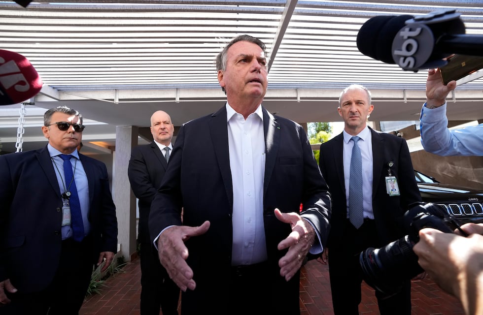 Comenzó en Brasil el juicio a Jair Bolsonaro: de qué se lo acusa y qué condena podría recibir