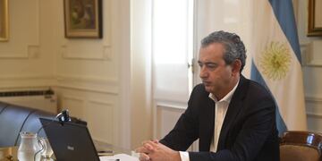 Pablo Javkin anunció que le detectaron "una patología prostatica".