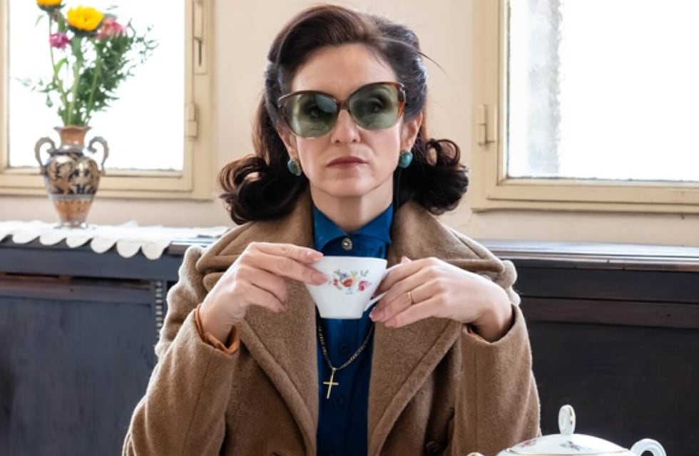 Dónde ver la nueva serie de Yiya Murano: llega la impactante historia de la asesina que envenenó a sus amigas