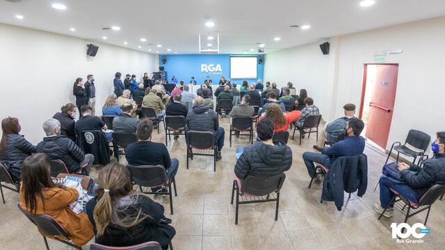 Disertación sobre la importancia del puerto de Río Grande.
