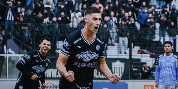 Jonathan Dellarossa Chaco for Ever