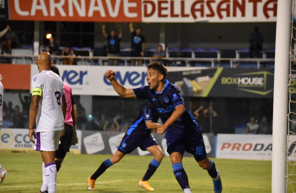 Atlético de Rafaela empató 1 a 1 ante Villa Dálmine, en el debut como local