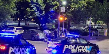 El desgarrador grito del padre que vio morir a su familia en Rosario: “Me dejaste sin hija”. Foto: Cadena 3.