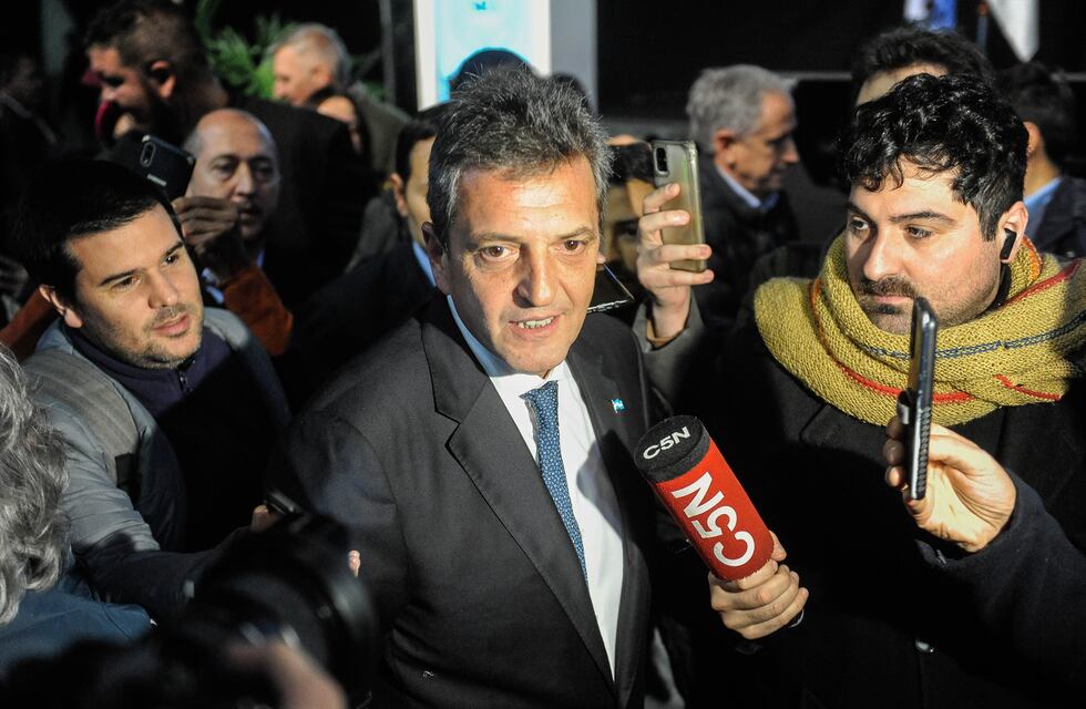 Con foco en las retenciones y el cepo, los precandidatos presidenciales desfilaron por La Rural